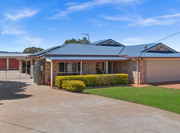 17 Crockers Road, Westbrook, Qld 4350