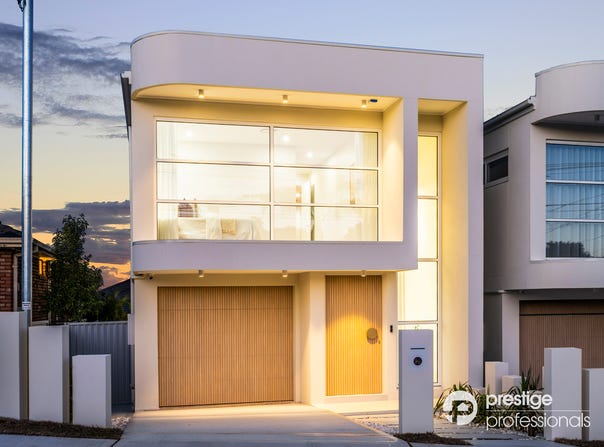 28A Ikara Crescent, Moorebank, NSW 2170