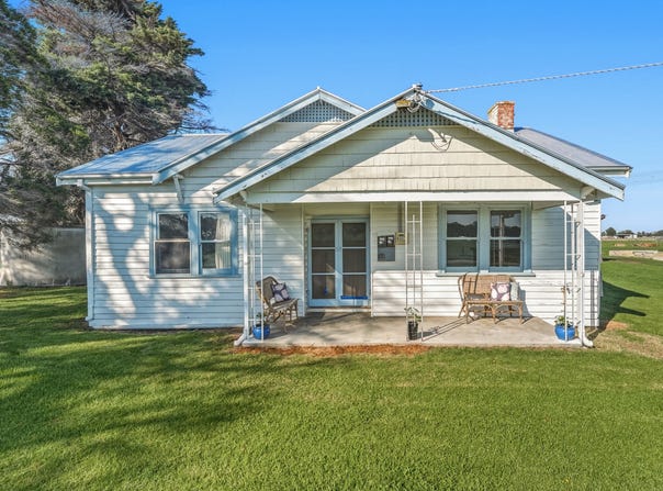340 Lone Pine Road, Garfield, Vic 3814