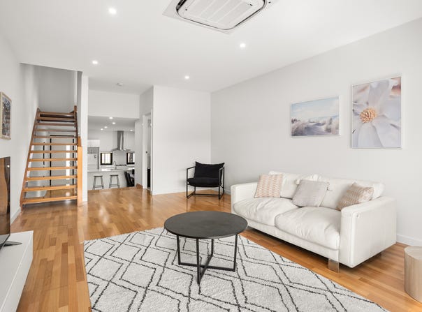 2/75 Atkinson Street, Chadstone, Vic 3148