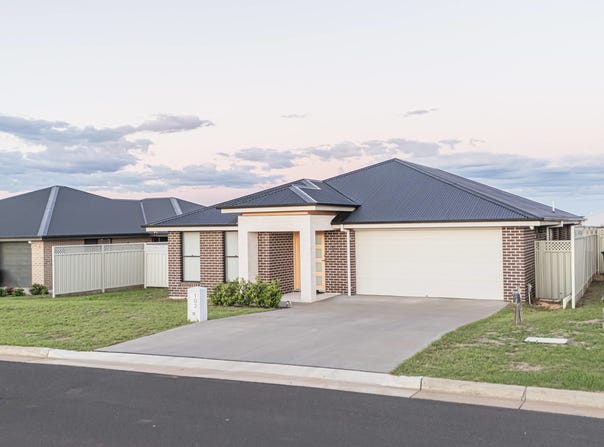 102 Champagne Drive, Dubbo, NSW 2830