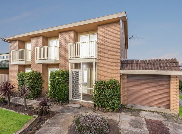 31 Graylea Avenue, Herne Hill, Vic 3218