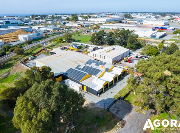 4 Salpietro Street, Bibra Lake, WA 6163