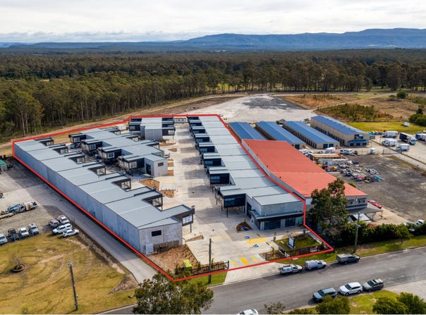 17 Norfolk Avenue, South Nowra, NSW 2541