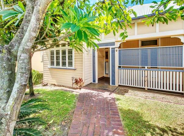 9  Hazlewood Street, Highgate Hill, Qld 4101