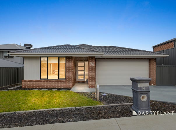 16 Corvara Way, Pakenham, Vic 3810