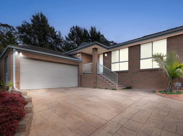11 Stevens Close, Roxburgh Park, Vic 3064