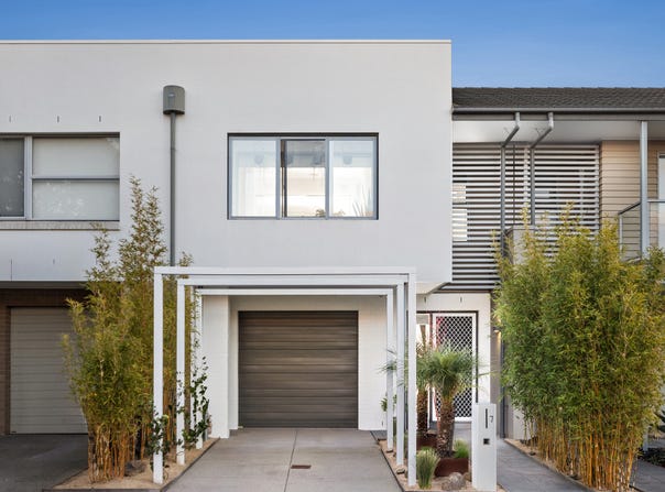 7 Newcastle Drive, Mulgrave, Vic 3170