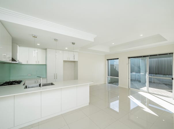 52A Phoenix Road, Hamilton Hill, WA 6163