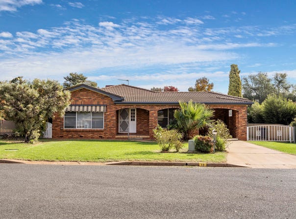 10 Skidmore Street, Temora, NSW 2666