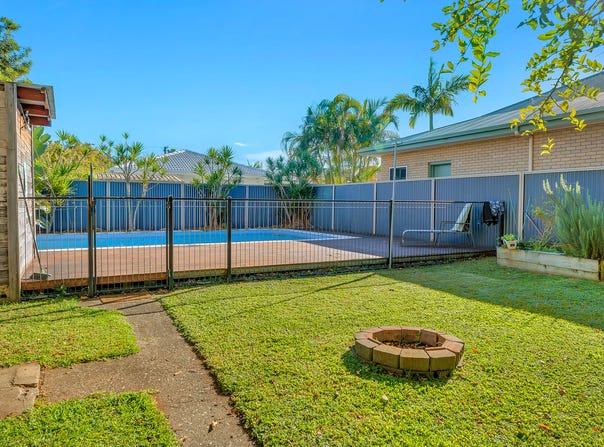 73 Palm Beach Avenue, Palm Beach, Qld 4221