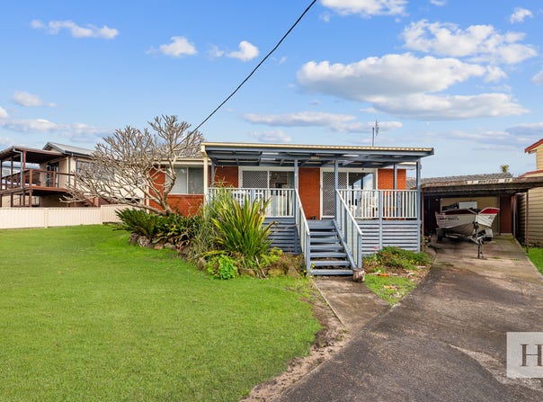 1 Montrose Street, Mannering Park, NSW 2259
