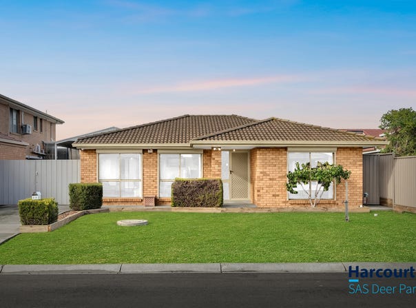 12 Currunghi Court, St Albans, Vic 3021