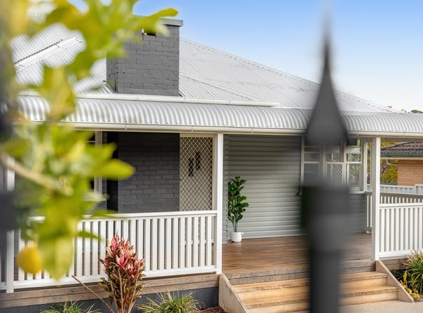 16 Ipswich Street, East Toowoomba, Qld 4350