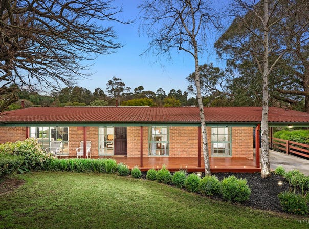 6 Dyson Court, Mooroolbark, Vic 3138