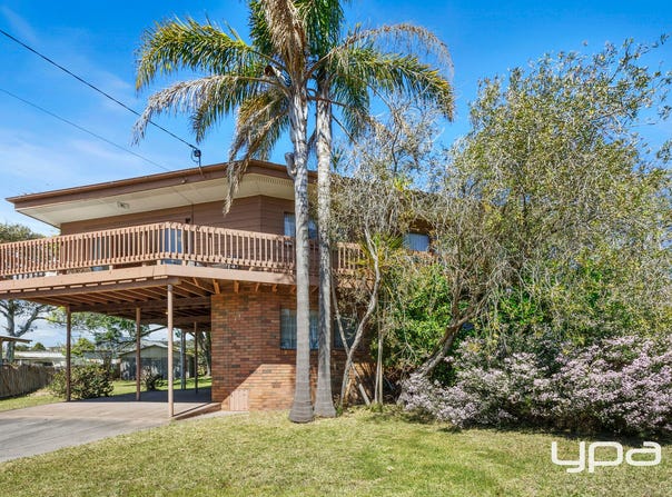 11 Seaview Parade, Dromana, Vic 3936