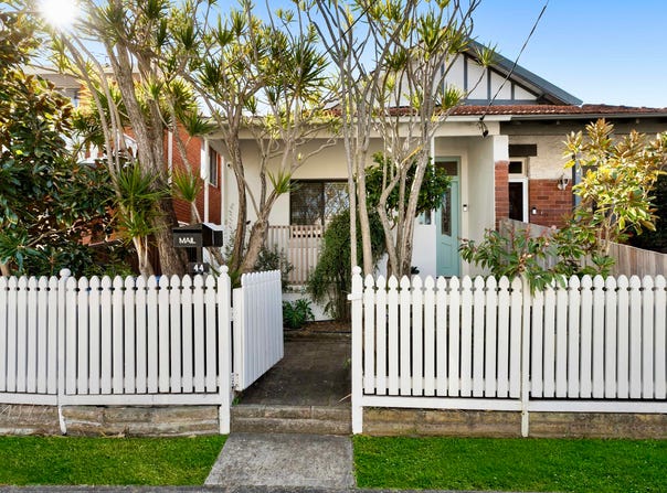 44 Universal Street, Eastlakes, NSW 2018