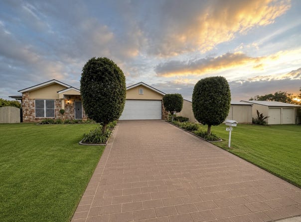 1 Angus Street, Highfields, Qld 4352
