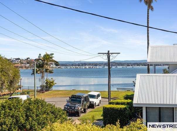 2 Harry Street, Belmont South, NSW 2280