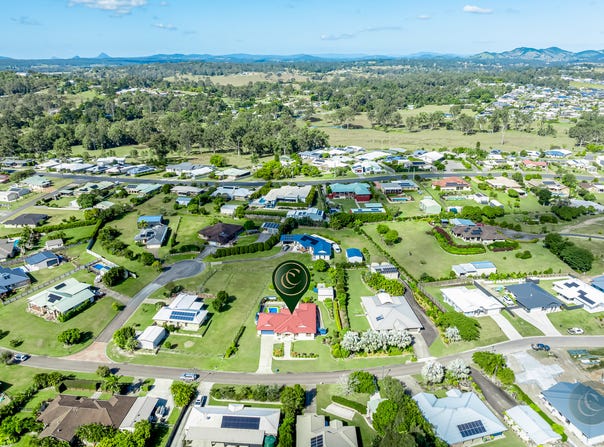 19 Langara Drive, Southside, Qld 4570