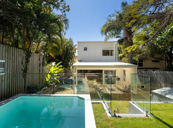 210 Cypress Terrace, Palm Beach, Qld 4221