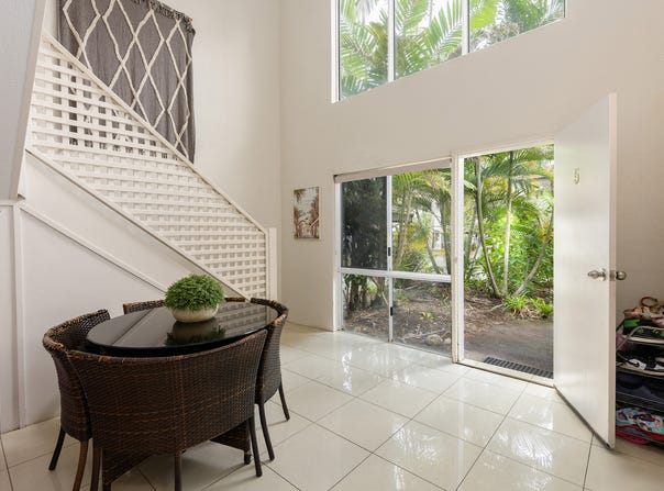 5/121-137 Port Douglas Road (Reef Resort Villas), Port Douglas, Qld 4877