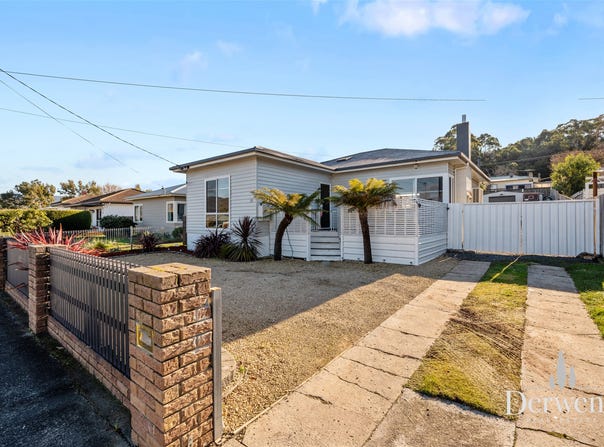 10 NORTH CRESCENT, New Norfolk, Tas 7140