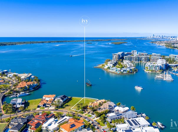 32 Brittanic Crescent, Sovereign Islands, Qld 4216