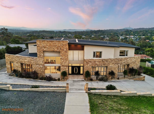 15 Timbarra Crescent, O'Malley, ACT 2606