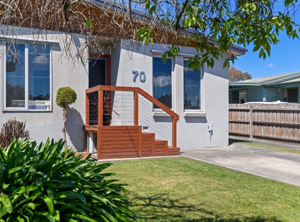 70 Chamberlain Road, Newborough, Vic 3825