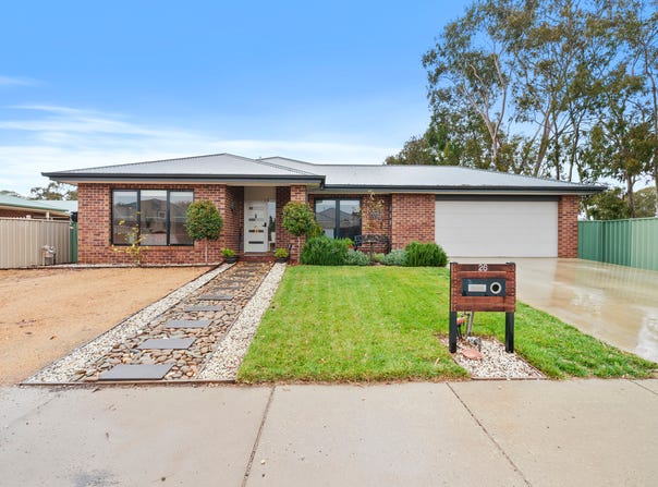26 Rowe Street, Numurkah, Vic 3636