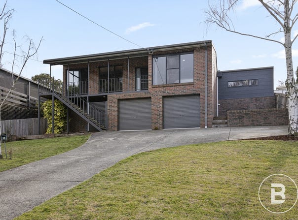 5 Maddern Street, Black Hill, Vic 3350