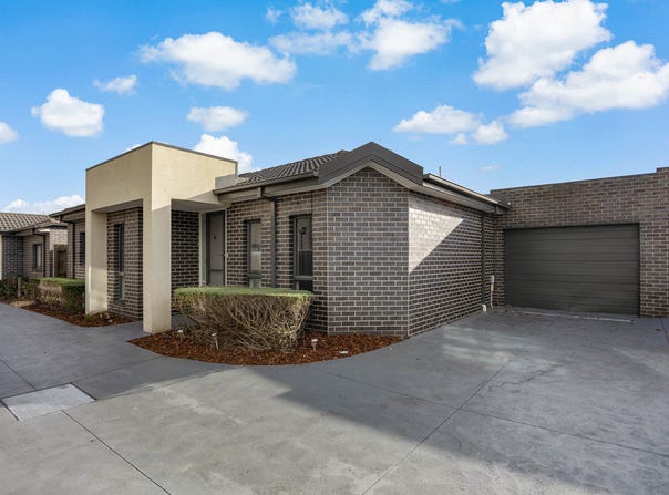 4/33 Calthorpe Street, Gisborne, Vic 3437