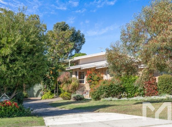 6 Linton Road, Attadale, WA 6156