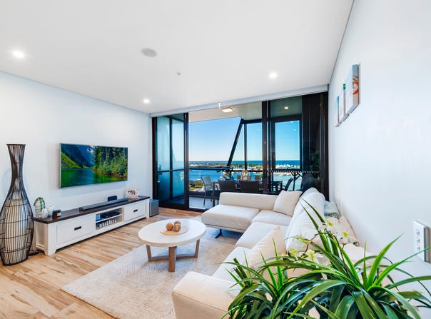 1512/2 Como Crescent, Southport, Qld 4215
