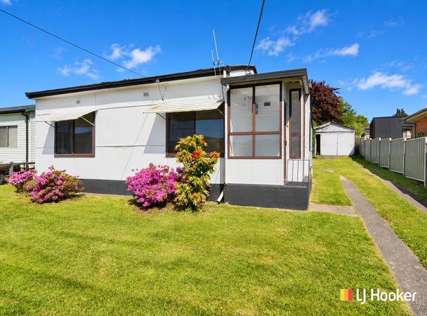 11 Musket Parade, Lithgow, NSW 2790