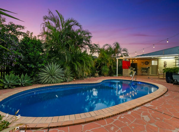 8 Delta Way, Point Vernon, Qld 4655