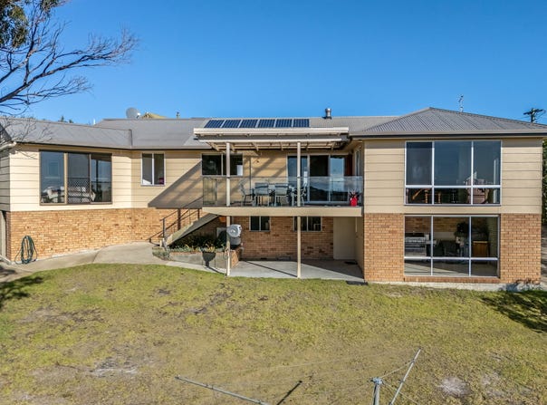 21 Swan Street, Musselroe Bay, Tas 7264