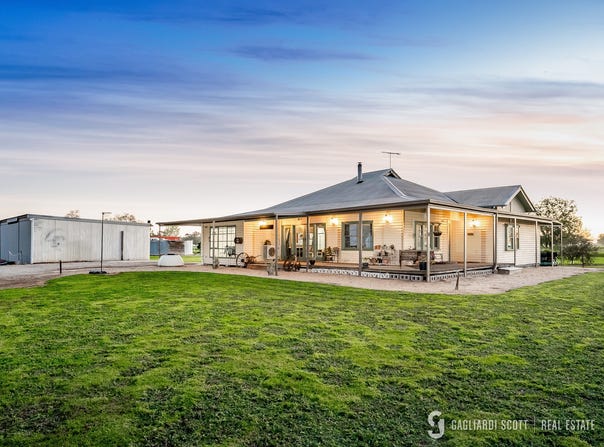 90 Okeefe Road, Pine Lodge, Vic 3631