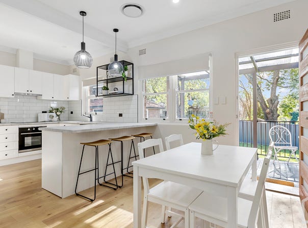 363 Great Western Highway, Springwood, NSW 2777