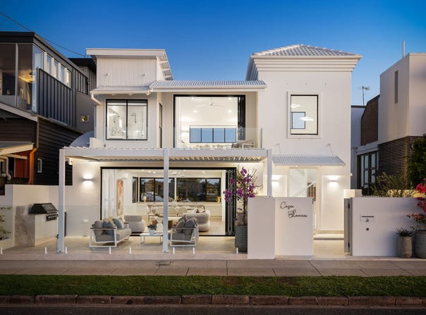 14 Eagle Terrace, Shorncliffe, Qld 4017