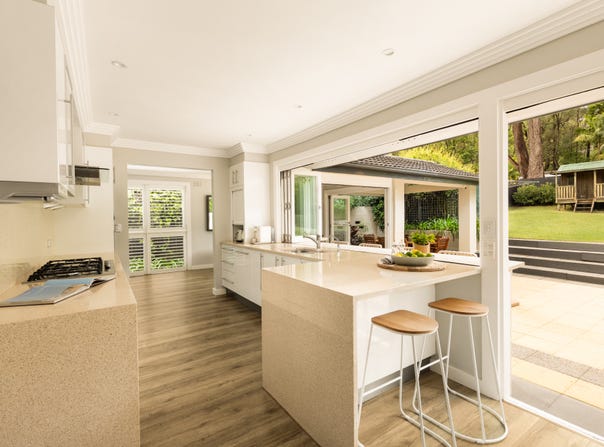 5 Greenvalley Avenue, St Ives, NSW 2075