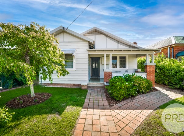 8 Bolton Street, Wagga Wagga, NSW 2650