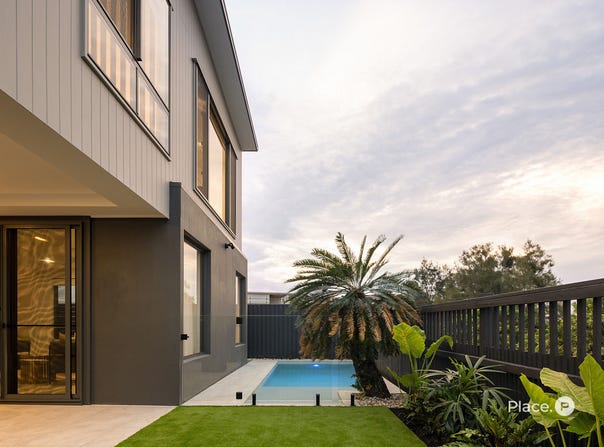 201 Coolum Parade, Newport, Qld 4020