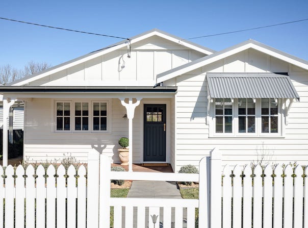 12 National Avenue, Orange, NSW 2800