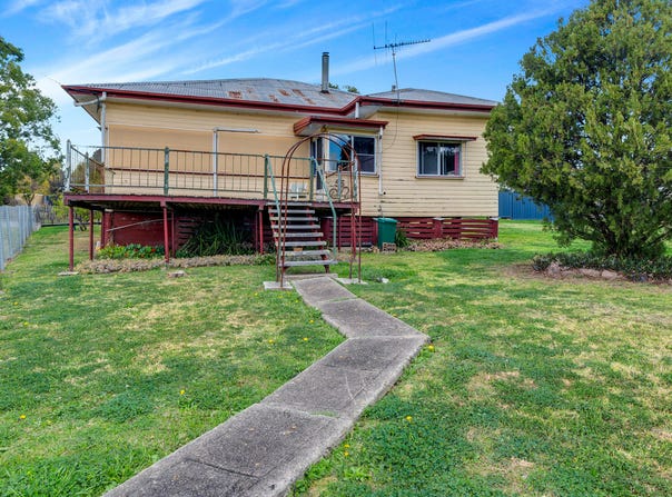 55 Willow Street, Killarney, Qld 4373