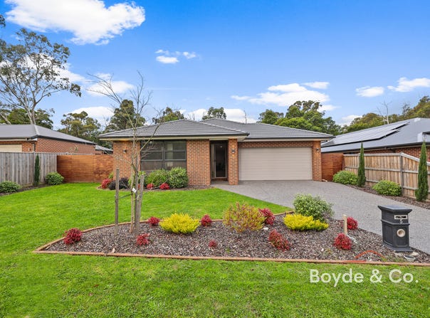 5 Breakaway Court, Bunyip, Vic 3815