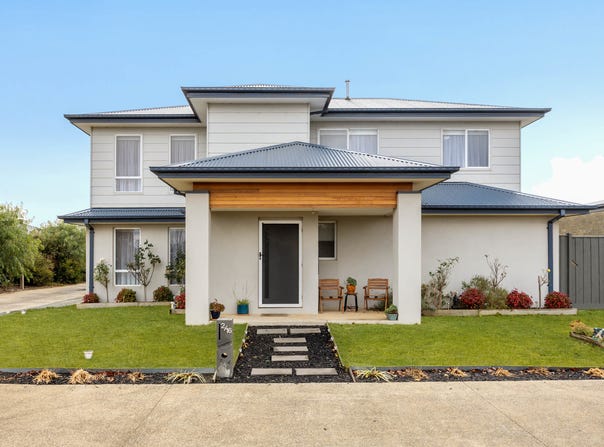 2/16 Cover Drive, New Gisborne, Vic 3438