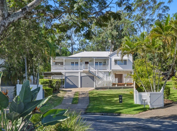 13 Waitara Place, Robina, Qld 4226