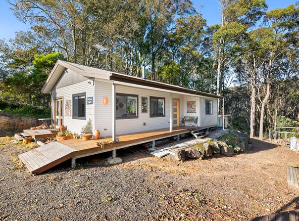 31 Thomson Parade, Dalmeny, NSW 2546